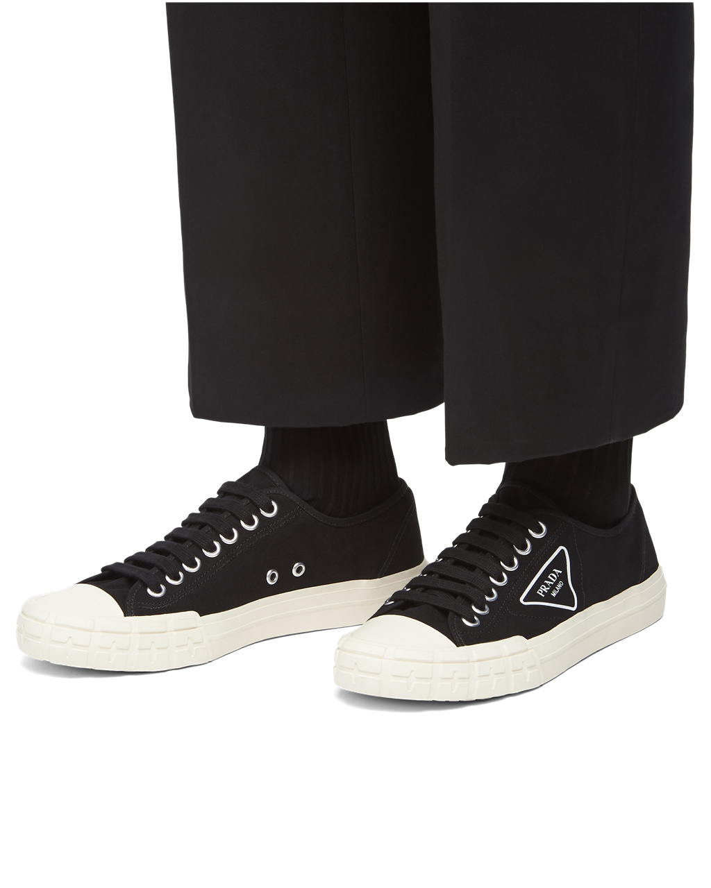 Prada Wheel Vulcanizzato Technical Fabric Sneakers Black / Ivory | 1789TOZXU